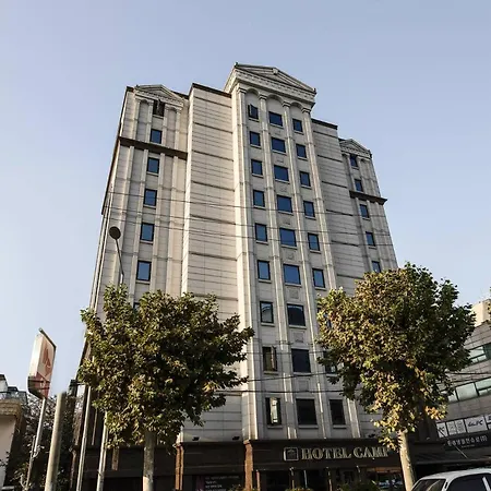 Camp Hotel